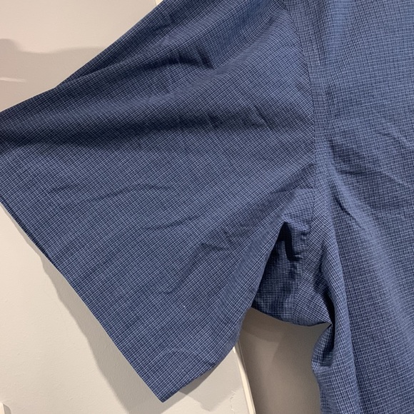 NWOT- Van Hausen, Flex Button Down, Dress Shirt. - Picture 4 of 7